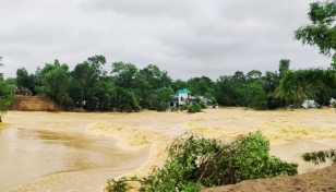 Flood toll climbs to 52, over 54 lakh people affected