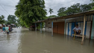 14 Khulna villages submerged, nearly 15,000 stranded