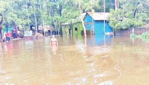 Over 1.2m families still stranded, death toll at 23