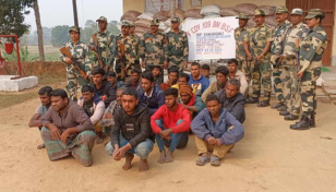 BSF detains 23 Bangladeshis along Chhagalnaiya border