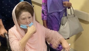 Khaleda undergoes health check-ups, returns home