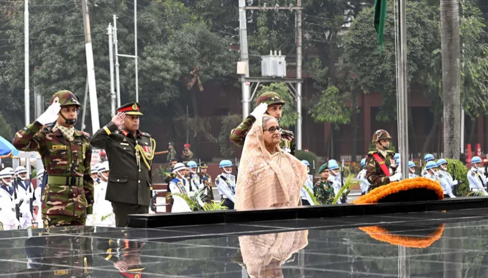 PM pays homage to armed forces martyrs 