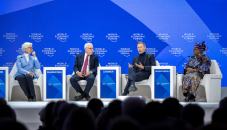 Davos free-trade champions fret over war, climate