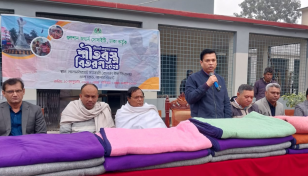 Gulshan Joggers Society distributes blankets to the needy