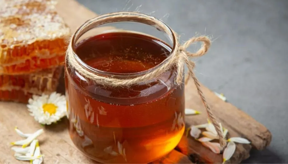 10 types of natural honey: a guide to varieties, benefits, uses