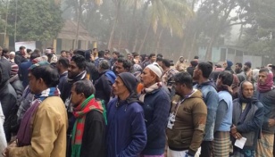 Polling goes on since morning in Rajshahi peacefully