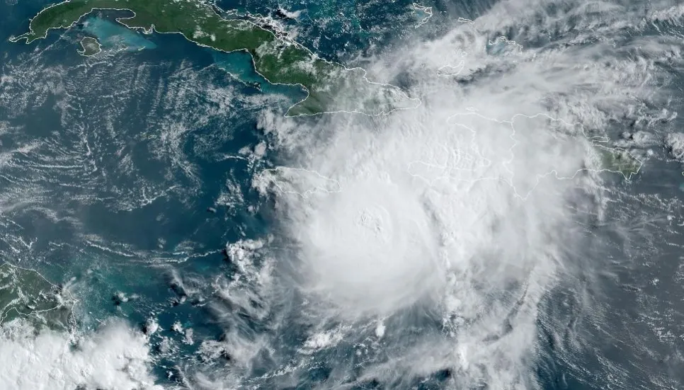 Hurricane Beryl hammers Jamaica on path to Caymans