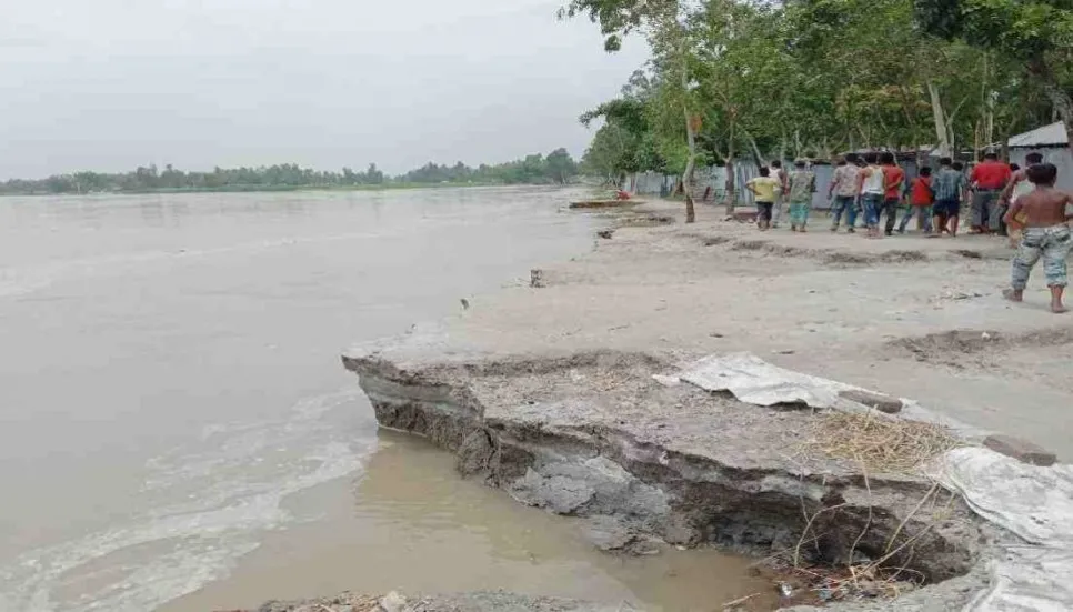 100 families homeless from Madhumati river erosion