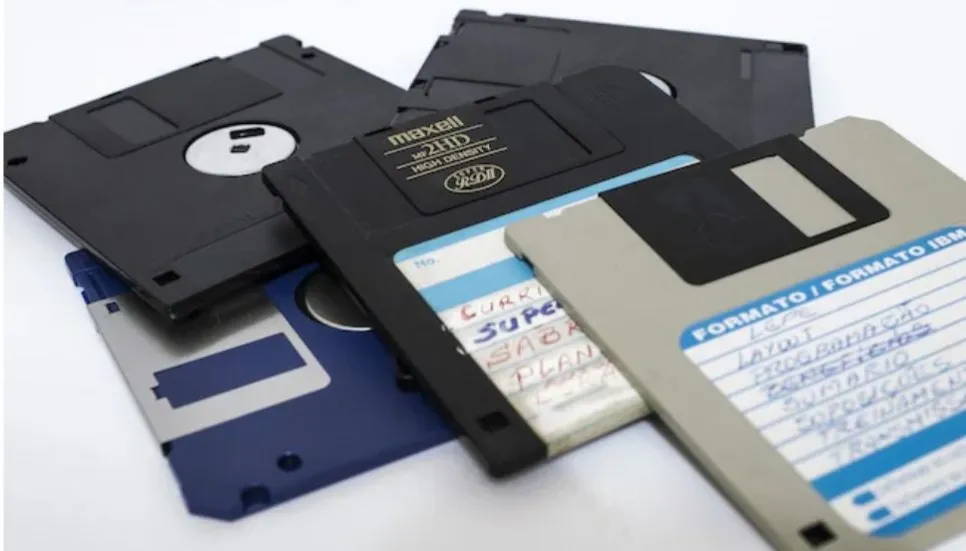 Japan’s government says goodbye to floppy disks