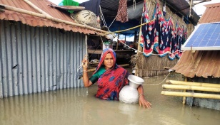 Deteriorating Kurigram floods maroon 60,000 people