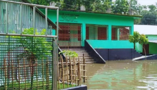 80 schools closed due to flood in Gaibandha