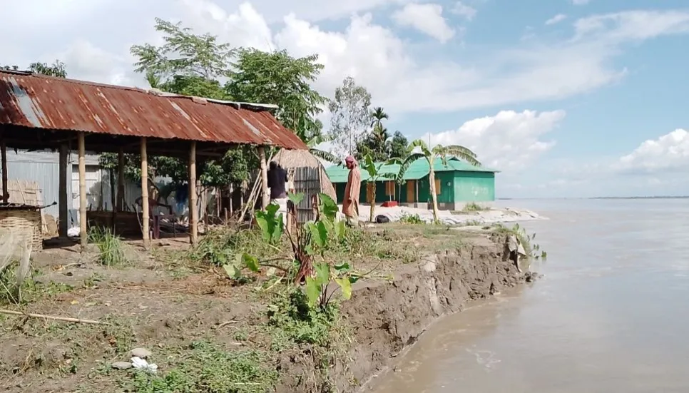 Severe erosion continues in Teesta