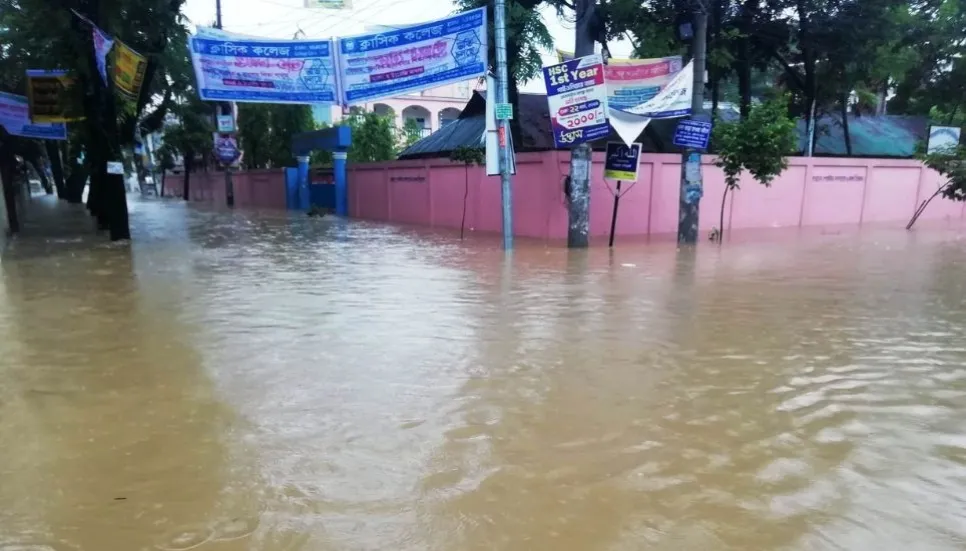 Heavy rainfall submerges Sylhet city