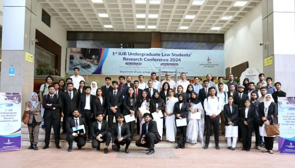 IUB holds research conference with 40 students from 15 univs