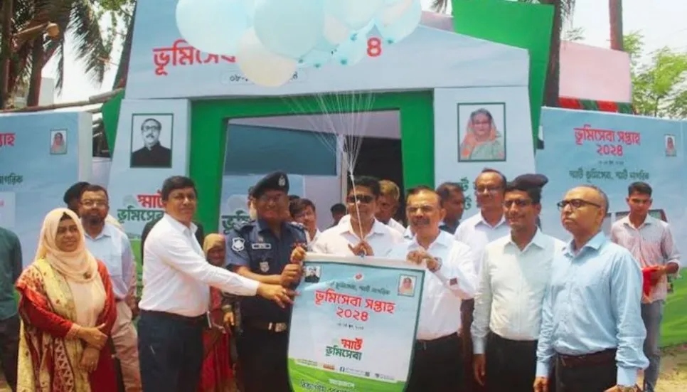 Land service week begins in Khulna