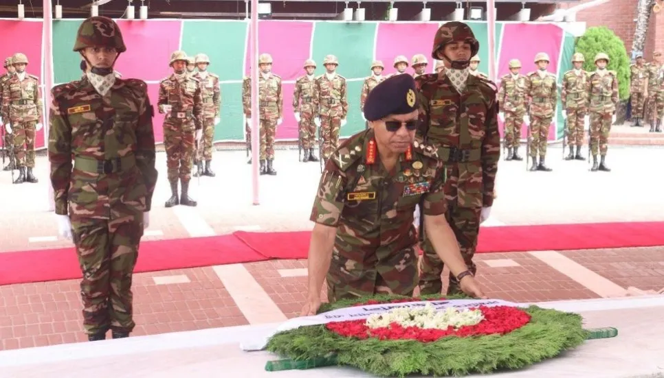 Army chief pays homage to Bangabandhu