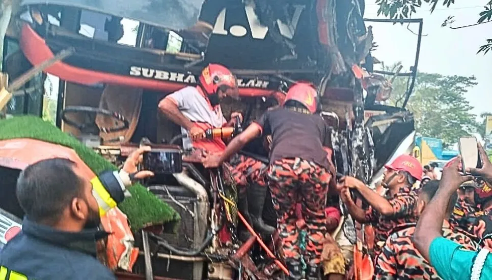 2 dead, 5 injured in collision on Dhaka-Barishal highway