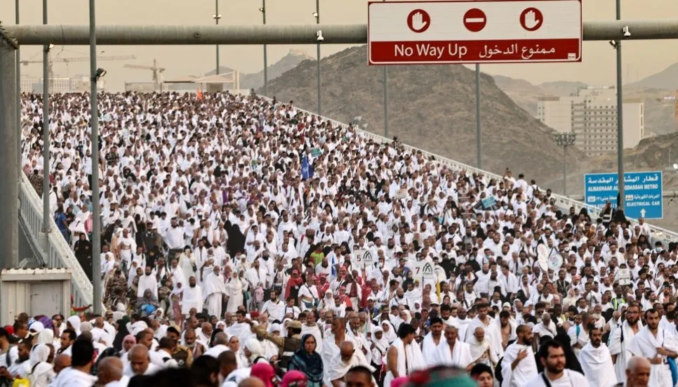 Hajj pilgrims 'stone the devil' as Muslims mark Eid