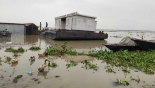 Teesta crosses danger mark as key Gaibandha rivers swell