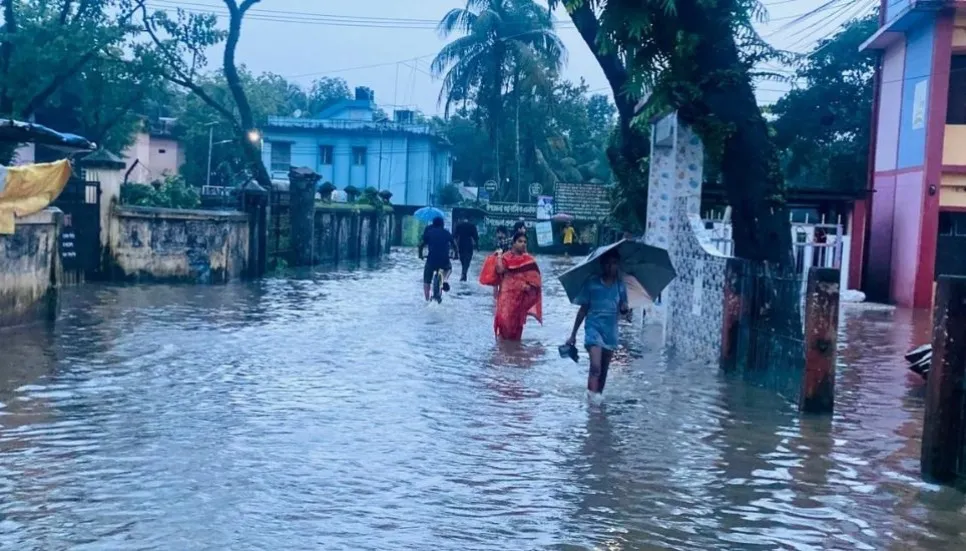 Rivers in Moulvibazar flowing above danger level