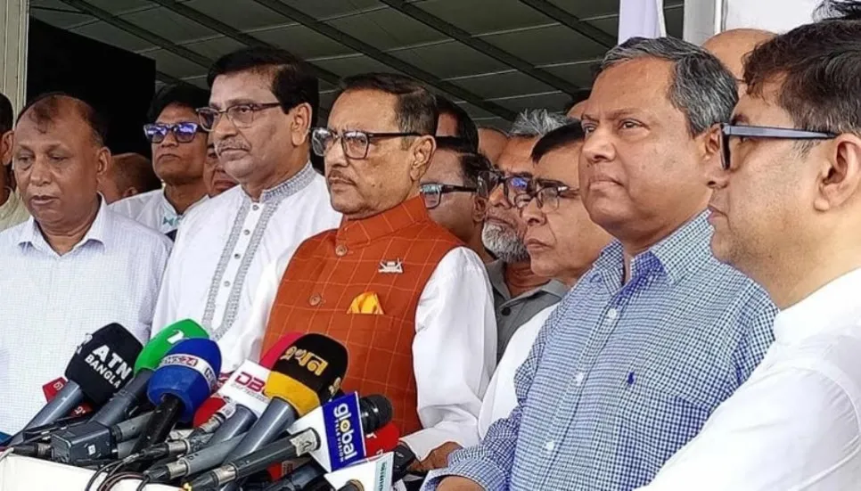 AL does politics for countrymen: Quader