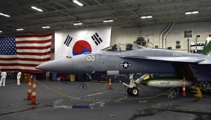 US aircraft carrier arrives in S Korea as a show of force