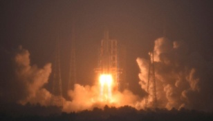 Chinese lunar probe returns to Earth