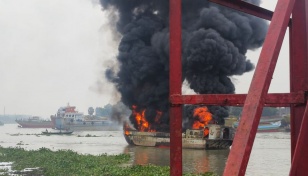 Fire in oil-carrying vessel on Buriganga under control