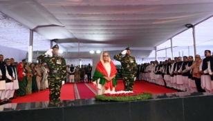 PM pays rich tributes to Bangabandhu on historic Mar 7