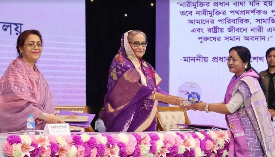 Work equally with men to build Bangladesh: PM