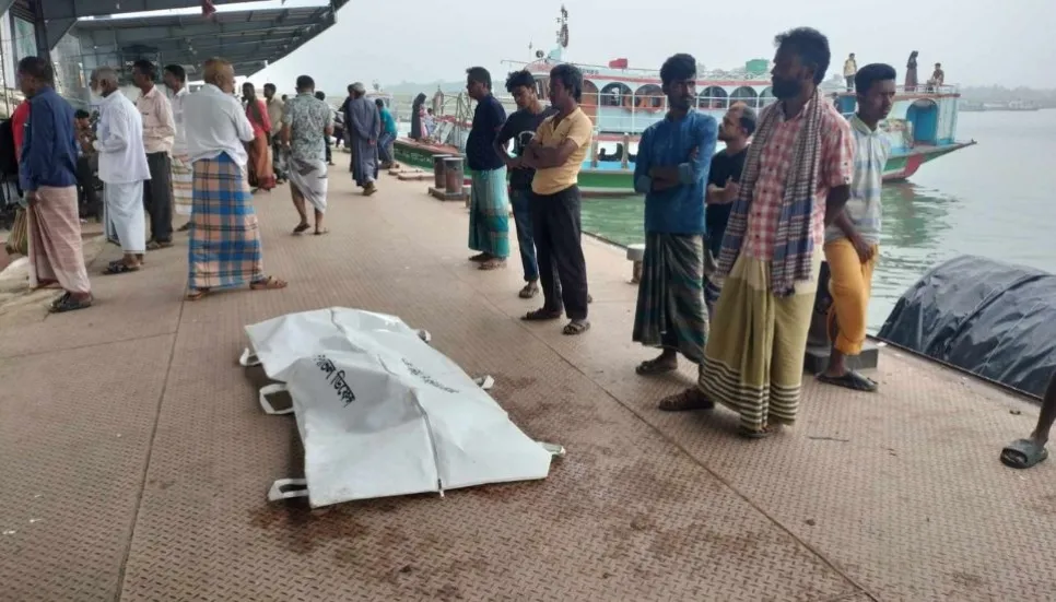 Transport worker dies falling in Padma river