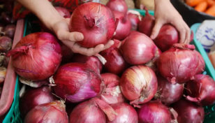 1,650 tonnes onions arrives from India Sunday