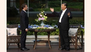 Xi Jinping pays state visit to France