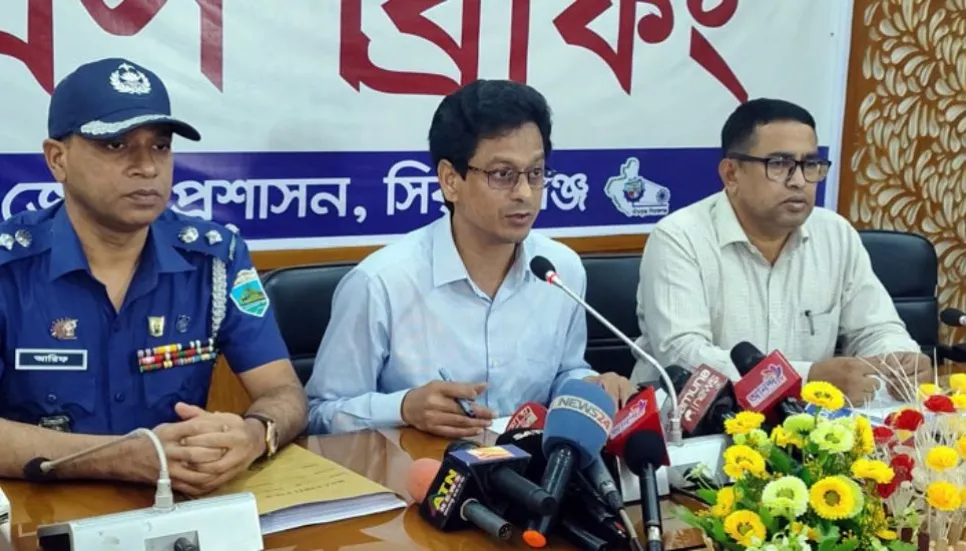 5 presiding officers arrested in Sirajganj