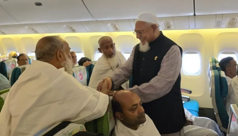 First Hajj flight leaves Dhaka with 419 devotees