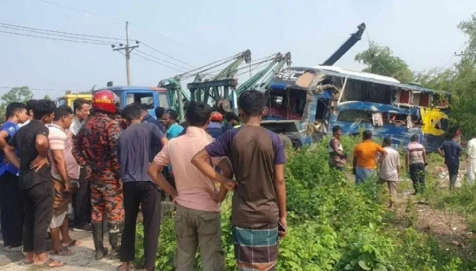 5 dead as bus plunges into roadside ditch in Cumilla