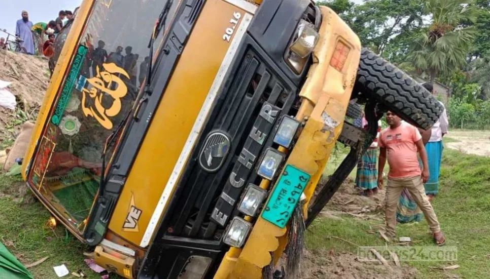 2 killed in Satkhira road accident