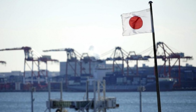 日本、円安で貿易赤字増えた
