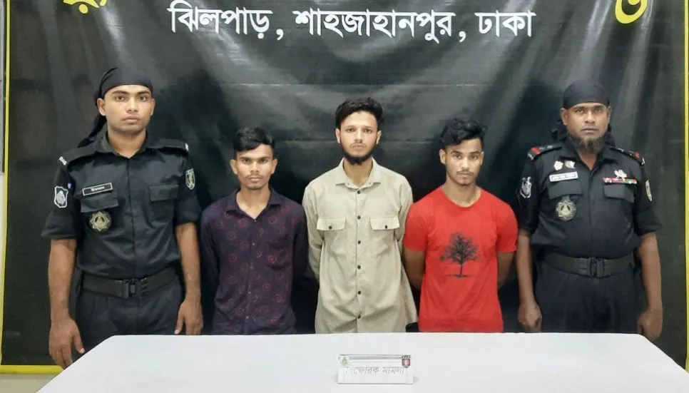RAB arrests 3 with 65 bombs in Dhaka