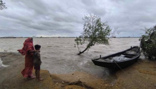 Coastal districts brave impact as Remal makes landfall