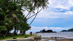 World's island states meet to confront climate challenges