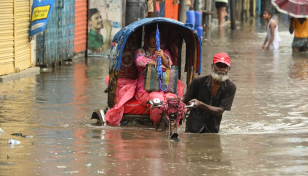 Heavy rain causes waterlogging, disrupts lives of Dhakaites