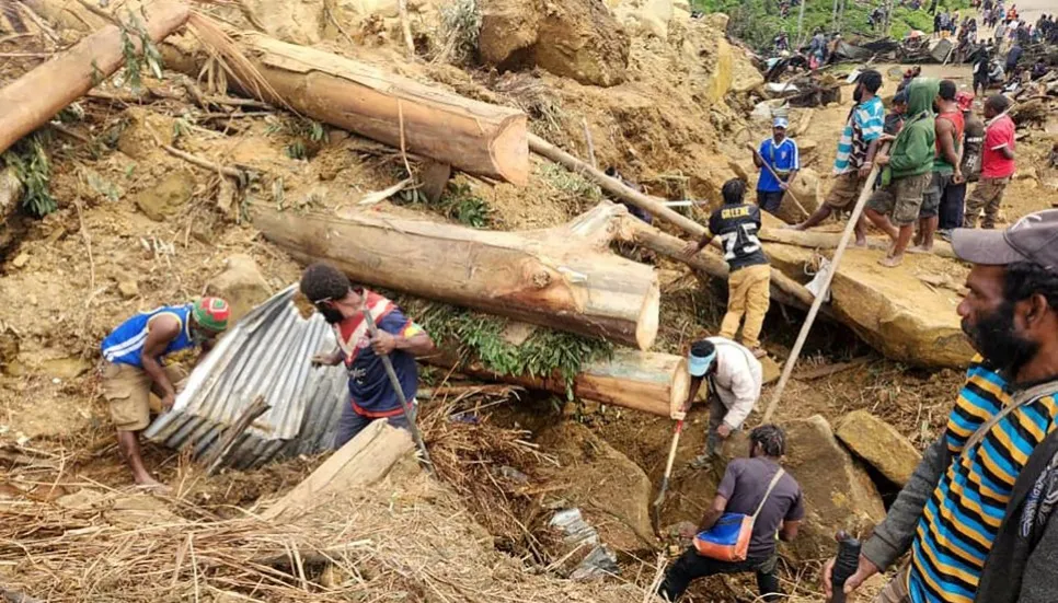 Over 2,000 people buried in Papua New Guinea landslide