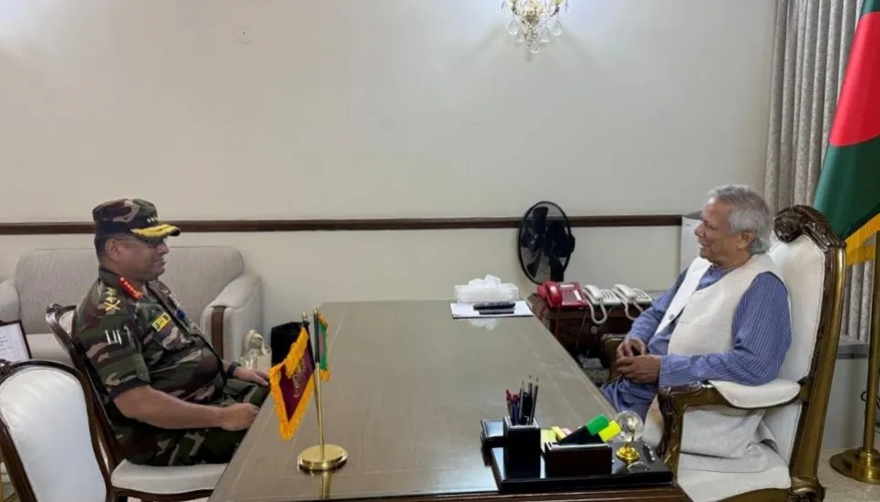 Army chief calls on CA Yunus