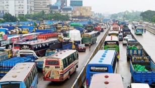 8-km tailback created on Dhaka-Ctg highway