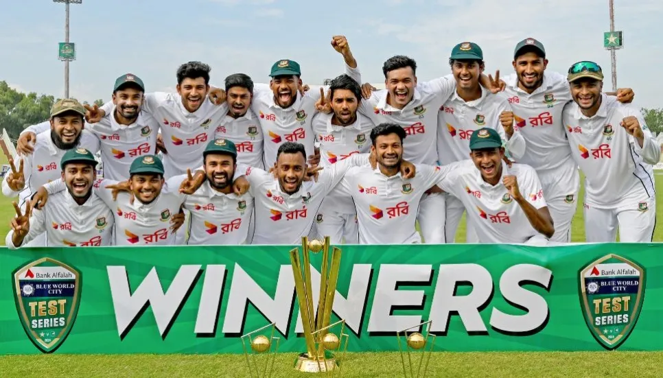 Roaring Tigers make history in Pakistan