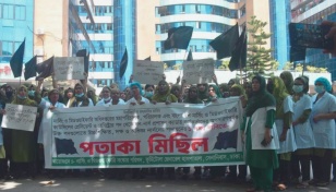 Protest demanding removal of non-nurse admin officials