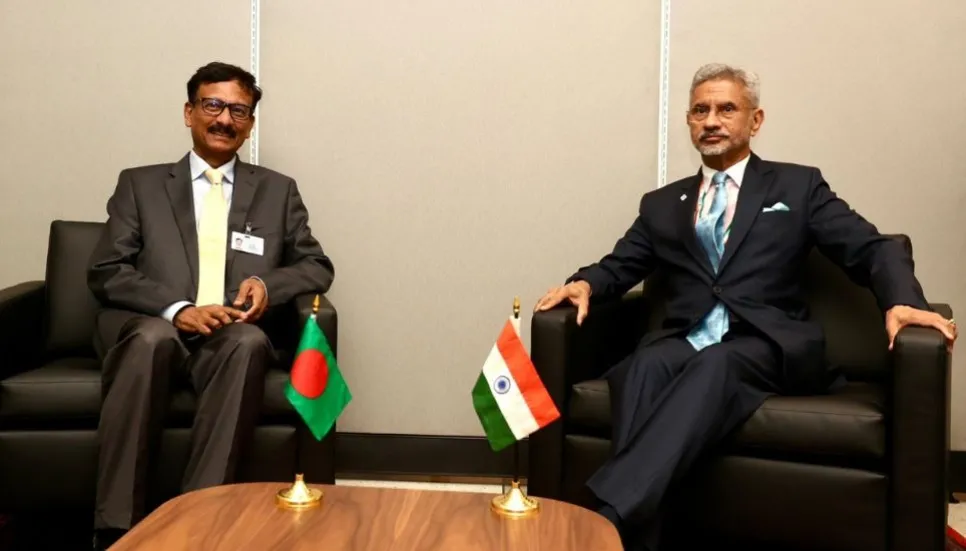 Dhaka, Delhi agree to advance bilateral ties