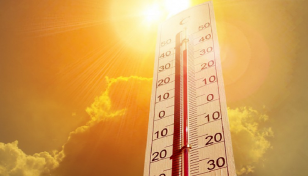 Met office issues heat alert for another 72hrs