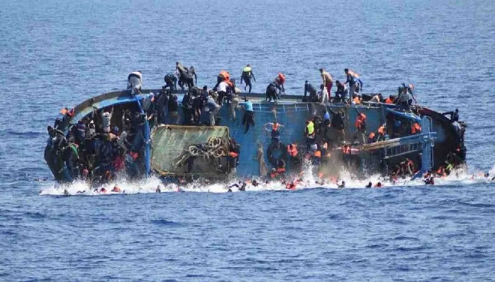 Dozen migrants feared drowned in capsising off Libya, says UN